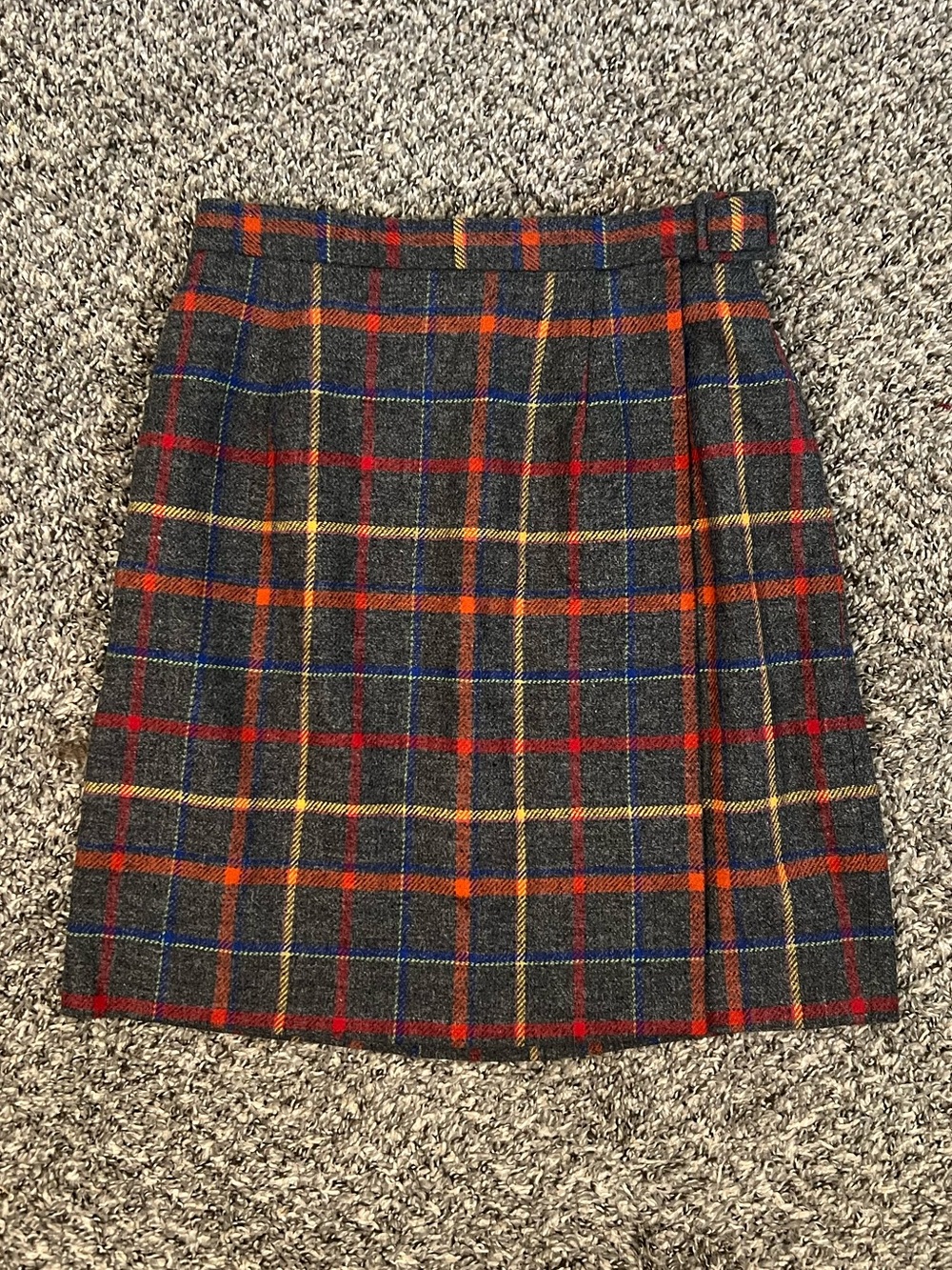 Vintage Talbots wool plaid tartan gray wrap skirt preppy academia winter fall